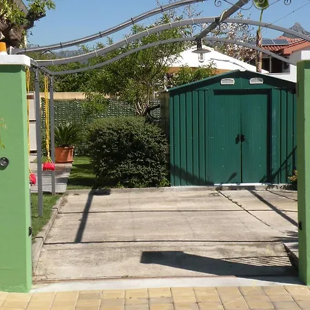 Appartement Indipendente Al Piano Seminterrato *