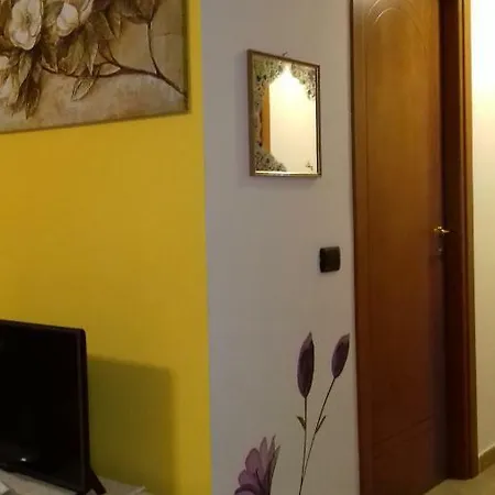 Appartement Indipendente Al Piano Seminterrato Girasole