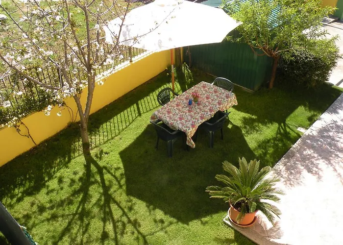 アパート Indipendente Al Piano Seminterrato ジラソーレ