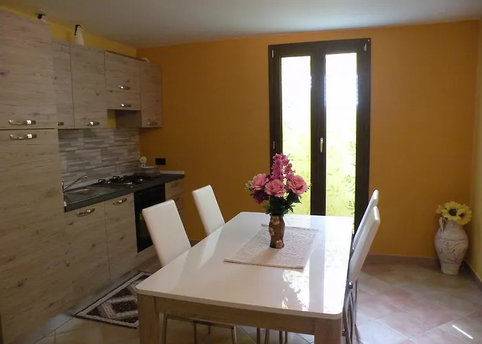 アパート Indipendente Al Piano Seminterrato