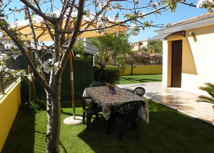 Indipendente Al Piano Seminterrato アパート ジラソーレ