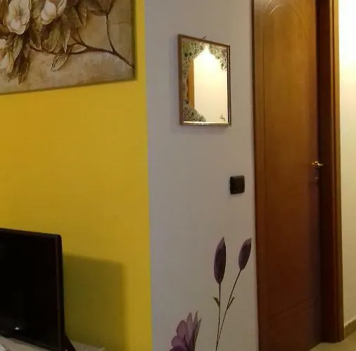 アパート Indipendente Al Piano Seminterrato ジラソーレ