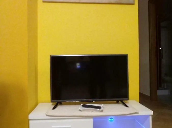 アパート Indipendente Al Piano Seminterrato ジラソーレ