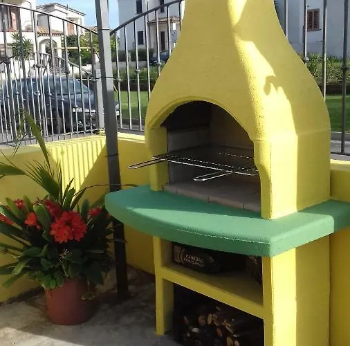 Indipendente Al Piano Seminterrato アパート *